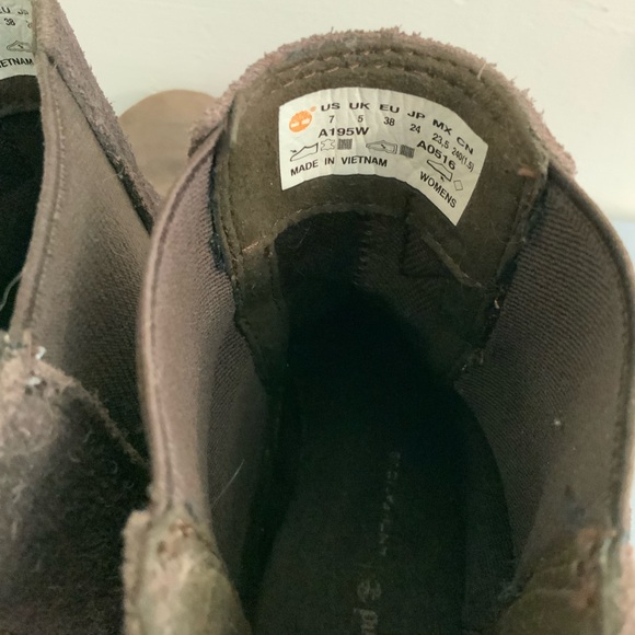 Timberland Suede Brown Boots with Buckles Womens size 7 - Picture 6 of 6